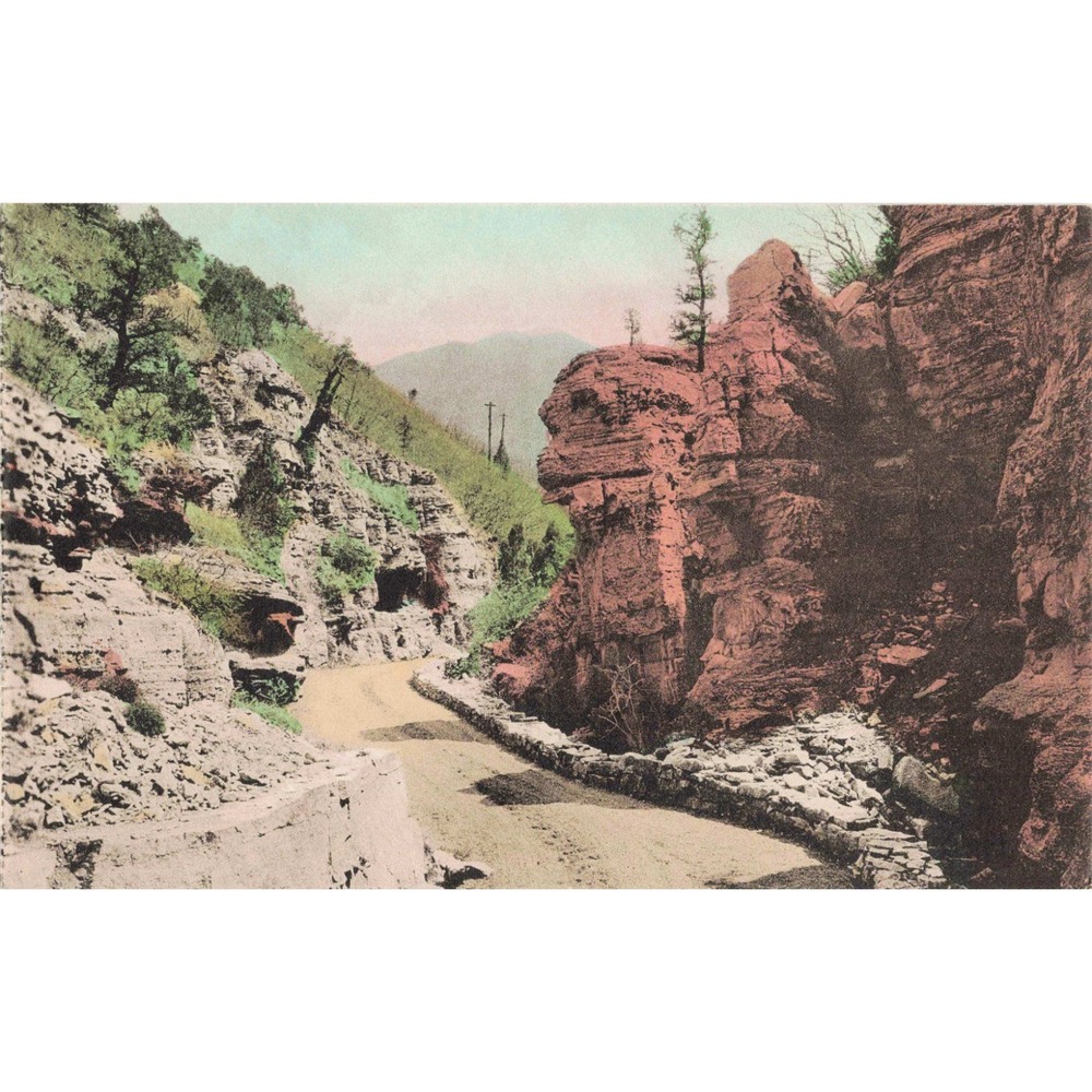 Vintage Williams Canon Entrance Manitou Springs Colorado RPPC Postcard - Picture 1 of 2